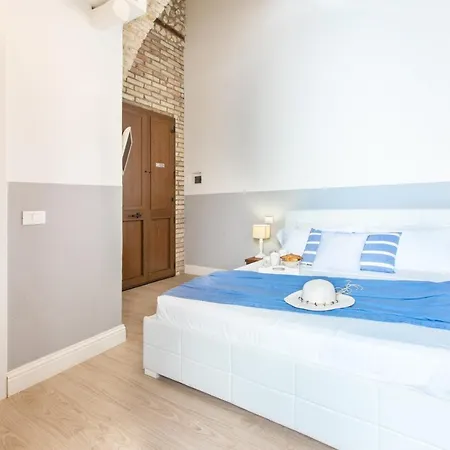 Pensión Maison Garibaldi Cagliari