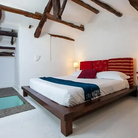 Pensión Maison Garibaldi Cagliari