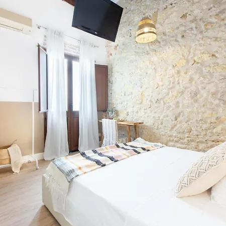 Pensión Maison Garibaldi 3*