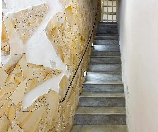 Maison Garibaldi Cagliari