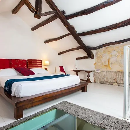 Pensión Maison Garibaldi